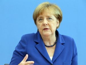 Merkel: “Erken Uyarı Sistemine İhtiyaç Var”