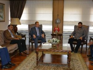 Arap Yatırımcılar Darbe Falan Dinlemiyor
