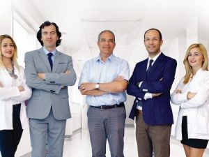 Doktor Çift İzmir’i Sağlıkta Avrupa’ya Açtı