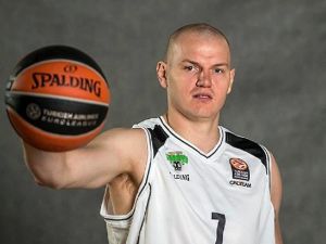 Banvit, Damian Kulig’i Kadrosuna Kattı