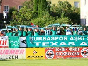 Bursaspor, Alman Ekibine 3-0 Mağlup Oldu