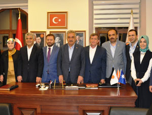 Yazıcı ve Avcı, Trabzon Ak Parti İl Başkanlığını Ziyaret Etti