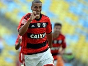 Welinton Souza Kafaları Karıştırdı
