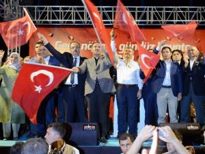 Bakan Bozdağ: "Halkın Gücü, Tankın Gücünden Büyüktür"