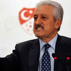 Neden İstifa Ettiğini Açıkladı