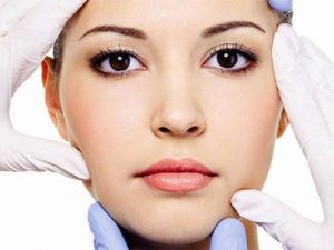 Yazın Burun Estetiğinde Bunlara Dikkat