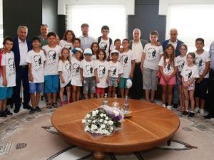 Ataevler Spor Kulübü Yüzme Takımı’ndan Bozbey’e Ziyaret