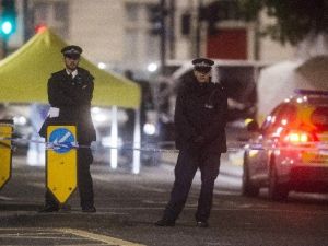 Londra’da Bıçaklı Saldırı: 1 Ölü, 5 Yaralı