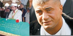 Anne Peker ebediyete uğurlandı