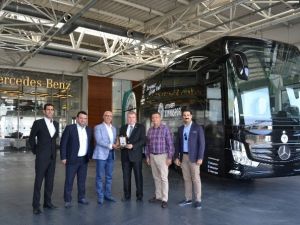Atiker Konyaspor Yeni Mercedes-benz Travego İle Avrupa Yolunda