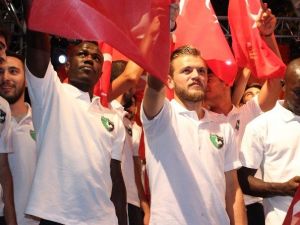 Denizlisporlu Futbolcular, Demokrasi Nöbetine Katıldı