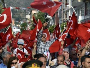 Gümüşhane’de Demokrasi Ve Şehitler Mitingi