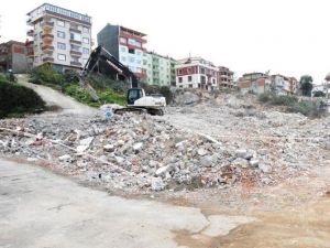 Yeni Pelitli İçin İlk Kazma Vuruldu