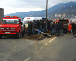 Rize'deki Zincirleme Kazada 4 Araç Çarpıştı 2 Yaralı