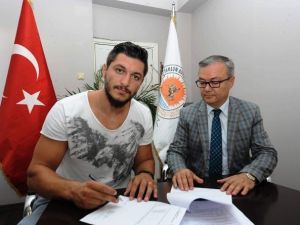 2.03’lük Basketbolcu Caner Ercan Anakentspor’da