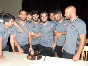 Gaziantepspor’da İsmail Haktan Odabaşı’na Sürpriz Doğum Günü