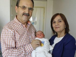 Başkan Şahin Ve Ailesinden Vefa