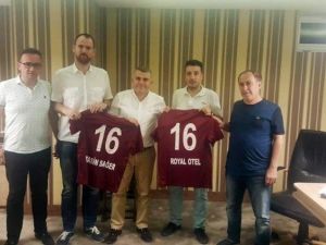 İnegölspor’a Royal Hotel’den Destek