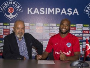 Kasımpaşa’ya Kamerunlu Santrafor