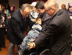 Rize'de Tekerlekli Sandalye Dağıtıldı