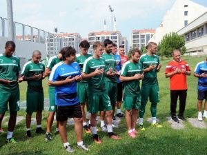 Bursaspor Antrenman Öncesi Kurban Kesti