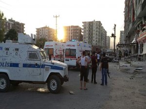 Mardin ve Diyarbakır'da polis araçlarına yönelik terör saldırısı