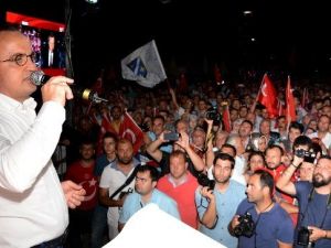 Ak Parti Grup Başkanvekili Turan: "Apolitik Kuşak Diye Aşağılanan Gençler Meydanları Terk Etmedi"