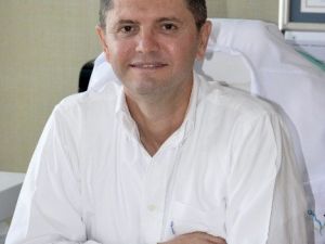 Dr. Bilkay, Erkeklerin Saç Dökülmesinin Nedenlerini Açıkladı