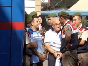 Fetö/pdy’de 4 Sanığa Daha Tutuklama Kararı