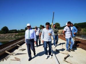 Hacılıçay Köprüsü Mahalleleri Kavuşturacak