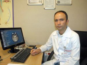 Nedensiz Gülüşlerde Ölüm Riski