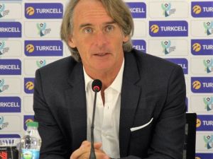 Riekerink: "Güzel Bir Kupa İle Sezona Başladık"