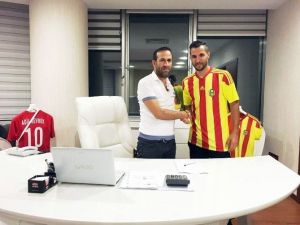 Sinan Özkan Hayatını Kurtaran Ahmet Burak Solakel İle Takım Arkadaşı Oldu