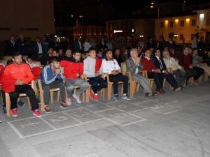 Rıza Kayaalp’in Memleketi Yozgat’ta Gümüş Madalya Sevinci