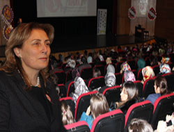 Azeri Vekilden Rize'de Konferans