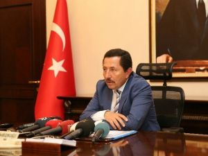 Vali, Doğulu Fındık İşçilerine Sahip Çıktı