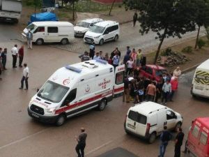 Otomobil İle Motosiklet Çarpıştı: 1 Yaralı