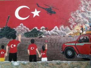 Darbe Girişimini Ve Direnişini Duvara Resmetti