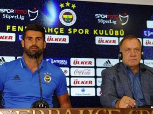 Dick Advocaat: “Takımda Bireysel İsimler Üzerine Konuşmak Benim Tarzım Değil”