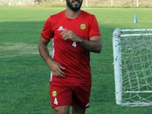 Yeni Malatyasporlu Gurbetçi Futbolcu Semih Kendine Güveniyor
