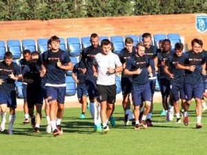 Medipol Başakşehir, Shakhtar Donetsk Maçının Hazırlıklarını Tamamladı