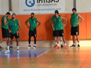 Büyükşehir Basketten Açılış Sürprizi