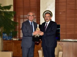 Bakan Özhaseki Başkan Yılmaz’ı Ziyaret Etti