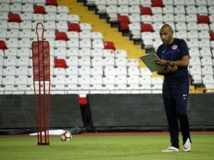 Morais: “Osmanlıspor Maçında 3 Puan Almak İstiyoruz”