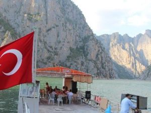 Vezirköprü’de Şahinkaya Kanyonu’na Turist Akını
