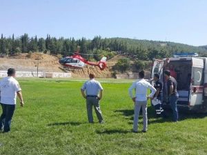 Üzerine Düştüğü Makas Kalbine Saplanan Çocuk Hayatını Kaybetti