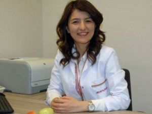 Diyetisyen Küçük, Şeker Alışkanlığından Kurtulmak İçin Yapılabilecek Değişiklikleri Anlattı