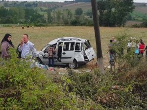 Civcivi Ezmemek İçin Kaza Yaptı: 3’ü Çocuk 8 Yaralı