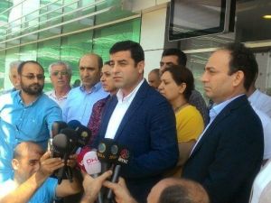 Demirtaş: "Gelin Taziyemizi De Düğünümüzü De Bir Yapalım"