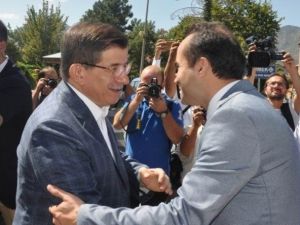 Davutoğlu: "Terörün Hedefi Bütün Milletimizdir"